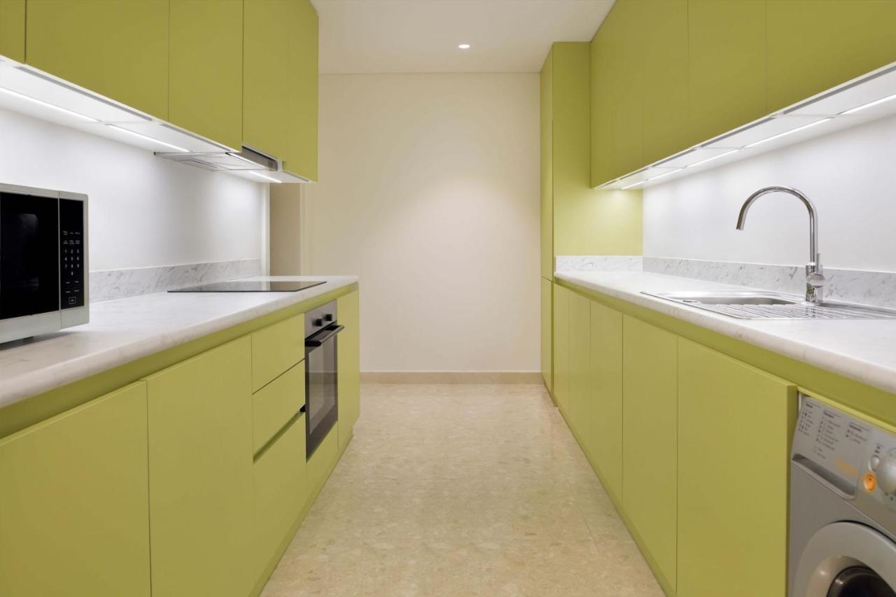 Element By Westin City Center Doha Exterior foto A kitchen in a typical apartment